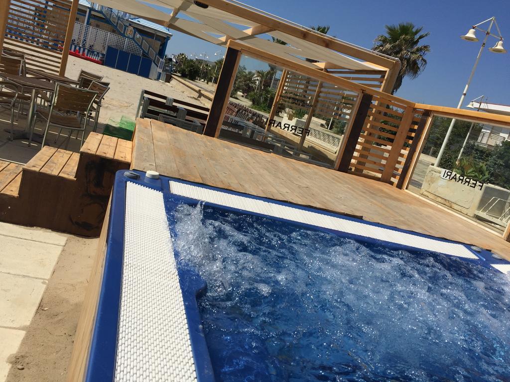 Апартаменты Blumen Bad Beach Метапонто Экстерьер фото